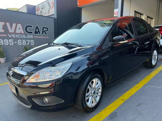 FORD FOCUS 2.0 GLX 16V FLEX 4P MANUAL