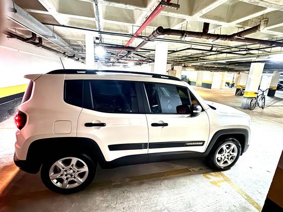 JEEP RENEGADE 1.3 T270 TURBO FLEX SPORT AT6