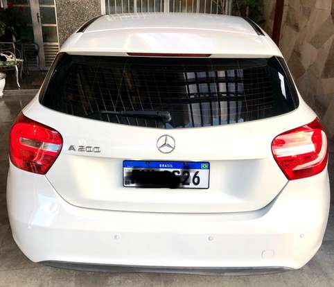 MERCEDES-BENZ-A 200-2014