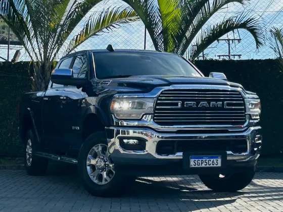 RAM 3500 6.7 I6 TURBO DIESEL LARAMIE CD 4X4 AUTOMÁTICO