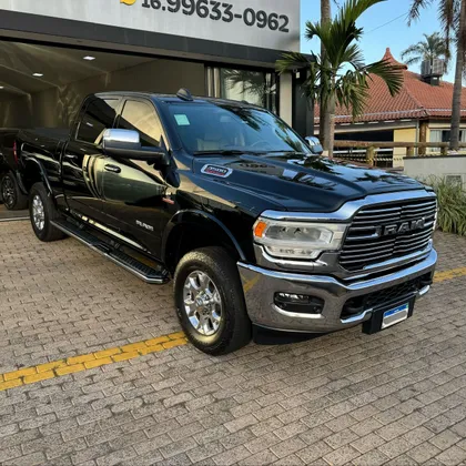 RAM 3500 6.7 I6 TURBO DIESEL LARAMIE CD 4X4 AUTOMÁTICO