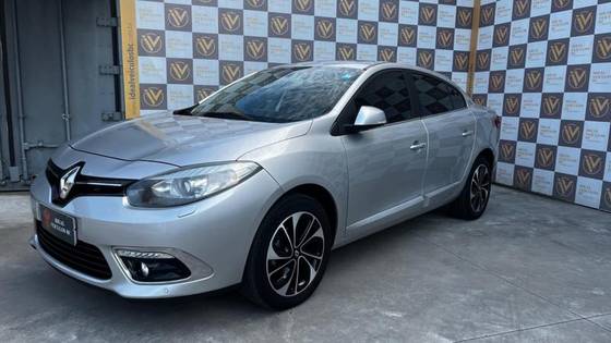 RENAULT FLUENCE 2.0 PRIVILÉGE 16V FLEX 4P AUTOMÁTICO