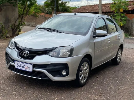 TOYOTA ETIOS 1.5 X PLUS SEDAN 16V FLEX 4P AUTOMÁTICO