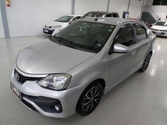 TOYOTA ETIOS 1.5 PLATINUM 16V FLEX 4P AUTOMÁTICO