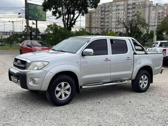 TOYOTA HILUX 2.7 SR 4X2 CD 16V GASOLINA 4P MANUAL