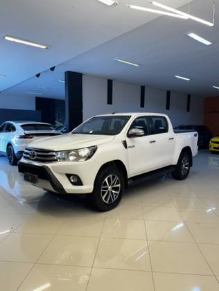 TOYOTA HILUX 2.8 SRV 4X4 CD 16V DIESEL 4P AUTOMÁTICO