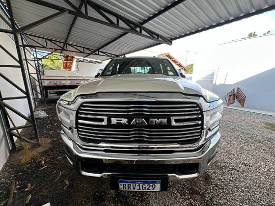 RAM 2500 6.7 I6 TURBO DIESEL LARAMIE CD 4X4 AUTOMÁTICO