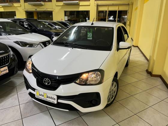 TOYOTA ETIOS 1.5 X PLUS SEDAN 16V FLEX 4P AUTOMÁTICO