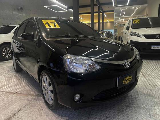 TOYOTA ETIOS 1.5 XLS SEDAN 16V FLEX 4P AUTOMÁTICO