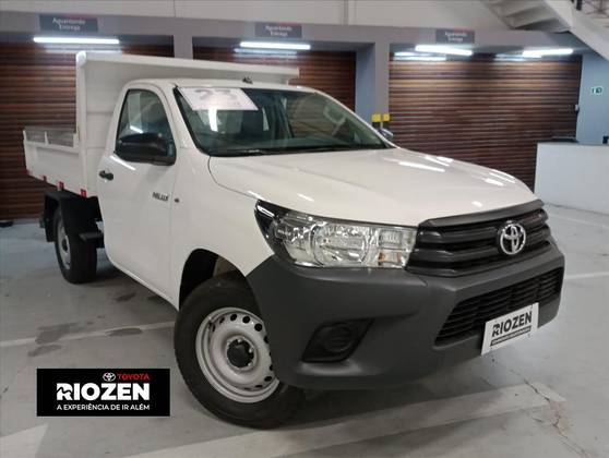 TOYOTA HILUX 2.8 D-4D TURBO DIESEL CHASSI 4X4 MANUAL