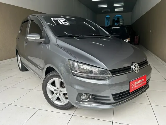 VOLKSWAGEN FOX 1.6 MSI HIGHLINE 16V FLEX 4P MANUAL