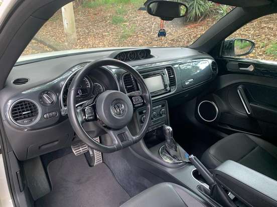 VOLKSWAGEN-FUSCA-2012