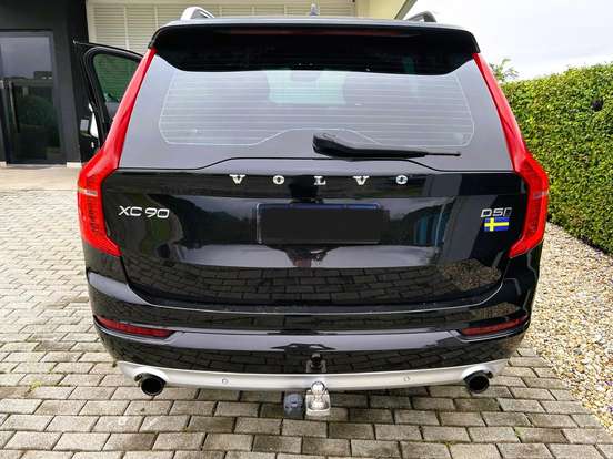 VOLVO-XC90-2.0 D5 DIESEL MOMENTUM AWD GEARTRONIC VOLVO-XC90-2018