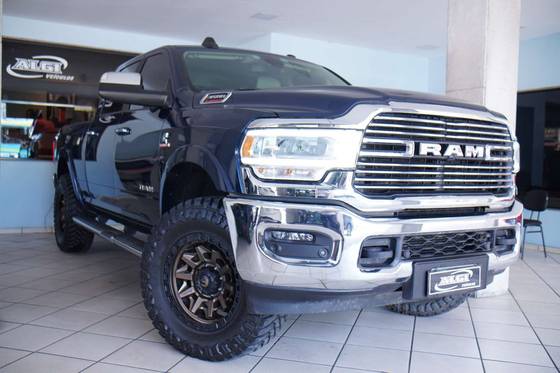 RAM 3500 6.7 I6 TURBO DIESEL LARAMIE CD 4X4 AUTOMÁTICO