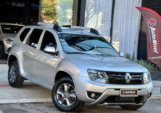 RENAULT DUSTER 1.6 DYNAMIQUE 4X2 16V FLEX 4P MANUAL