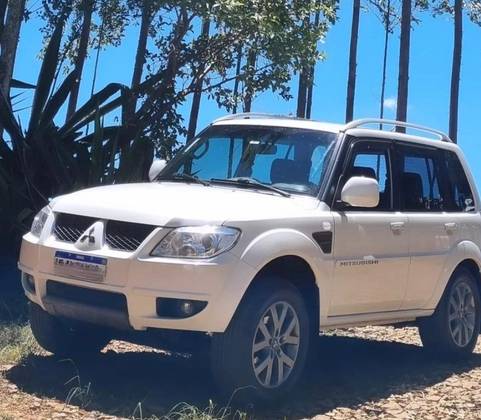 MITSUBISHI PAJERO TR4 2.0 4X2 16V 140CV FLEX 4P MANUAL