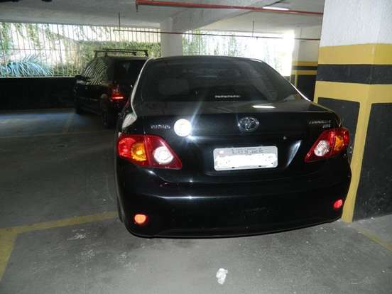 TOYOTA-COROLLA-2010