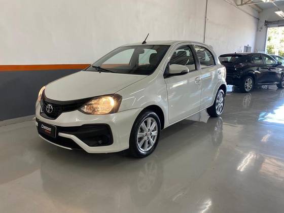 TOYOTA ETIOS 1.5 X PLUS 16V FLEX 4P MANUAL