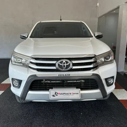 TOYOTA HILUX 2.8 SR 4X4 CD 16V DIESEL 4P AUTOMÁTICO