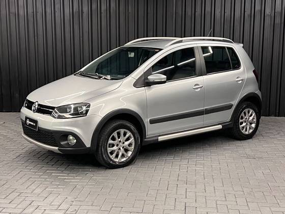 VOLKSWAGEN CROSSFOX 1.6 MI FLEX 8V 4P MANUAL