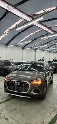 AUDI Q3 2.0 40 TFSI GASOLINA PERFORMANCE BLACK QUATTRO TIPTRONIC