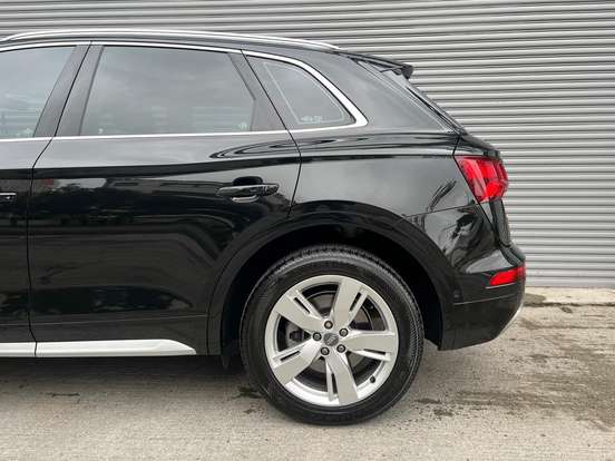 AUDI-Q5-2018