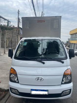 HYUNDAI HR 2.5 LONGO SEM CAÇAMBA 4X2 16V 130CV TURBO INTERCOOLER DIESEL 2P MANUAL