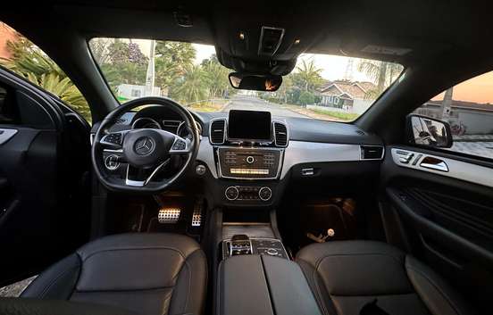 MERCEDES-BENZ-GLE 43 AMG-2016