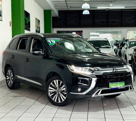 MITSUBISHI OUTLANDER 2.0 MIVEC GASOLINA HPE AUTOMÁTICO