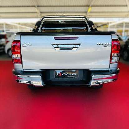 TOYOTA-HILUX-2.7 SRV 4X2 CD 16V FLEX 4P AUTOMÁTICO TOYOTA-HILUX-2019
