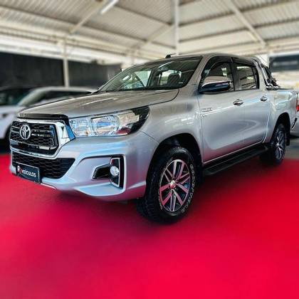 TOYOTA HILUX 2.7 SRV 4X2 CD 16V FLEX 4P AUTOMÁTICO
