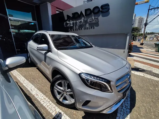 MERCEDES-BENZ GLA 200 1.6 CGI ADVANCE 16V TURBO FLEX 4P AUTOMÁTICO