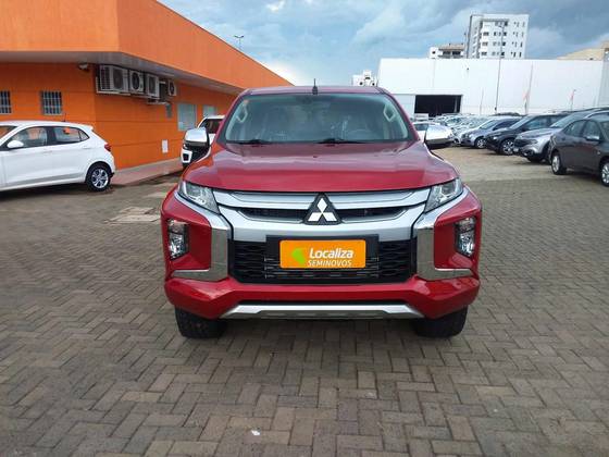 MITSUBISHI L200 TRITON 2.4 16V TURBO DIESEL SPORT HPE CD 4P 4X4 AUTOMÁTICO