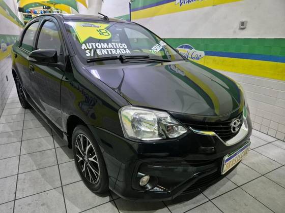 TOYOTA ETIOS 1.5 PLATINUM SEDAN 16V FLEX 4P AUTOMÁTICO