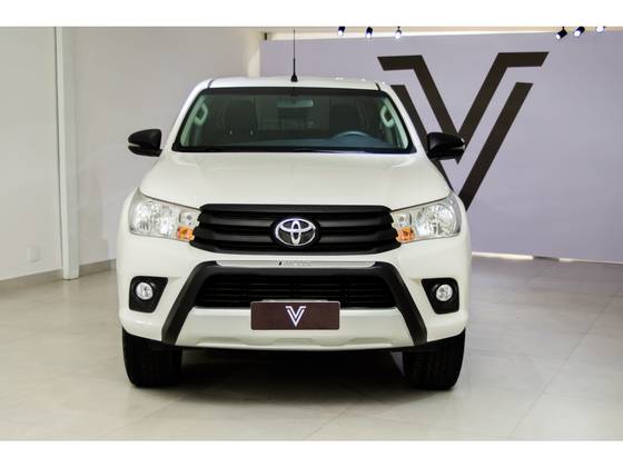 TOYOTA HILUX 2.7 SR 4X2 CD 16V FLEX 4P MANUAL