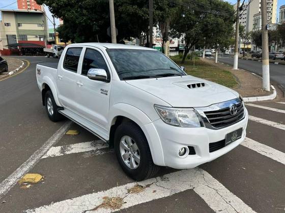 TOYOTA HILUX 3.0 SRV 4X4 CD 16V TURBO INTERCOOLER DIESEL 4P AUTOMÁTICO