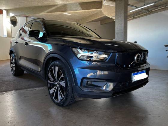 VOLVO XC40 P8 RECHARGE ELECTRIC BEV PURE AWD