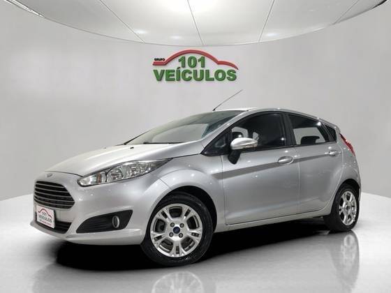 FORD FIESTA 1.5 SE HATCH 16V FLEX 4P MANUAL