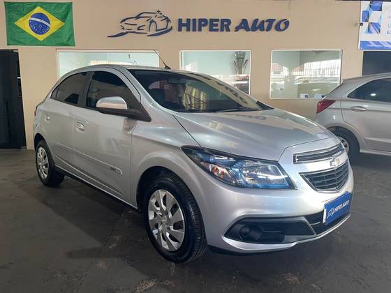 CHEVROLET ONIX 1.4 MPFI LT 8V FLEX 4P MANUAL