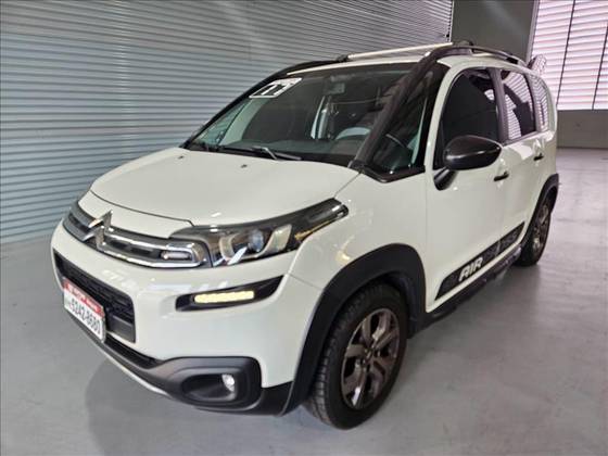 CITROËN AIRCROSS 1.6 FEEL 16V FLEX 4P AUTOMÁTICO