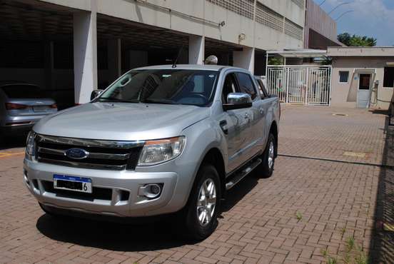 FORD-RANGER-2012