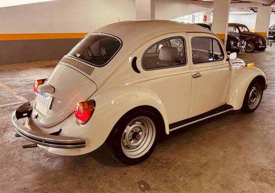 VOLKSWAGEN FUSCA 1.3 L 8V GASOLINA 2P MANUAL