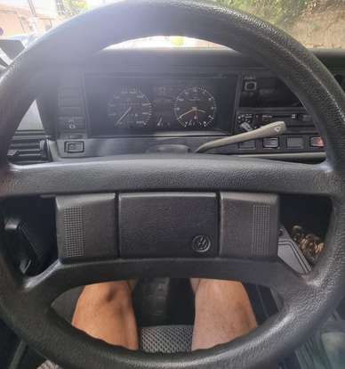 VOLKSWAGEN-QUANTUM-1988
