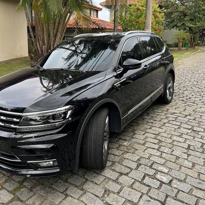 VOLKSWAGEN TIGUAN 2.0 350 TSI GASOLINA ALLSPACE R-LINE 4MOTION DSG