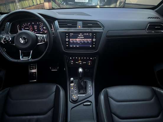 VOLKSWAGEN-TIGUAN-2019
