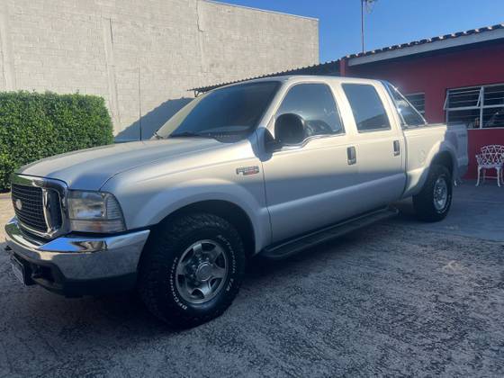 FORD F-250 4.2 XLT 4X2 CD TURBO INTERCOOLER DIESEL 4P MANUAL