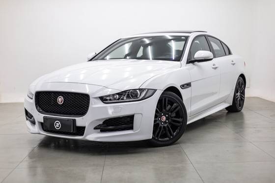 JAGUAR XE 2.0 16V INGENIUM P250 GASOLINA R-SPORT 4P AUTOMÁTICO