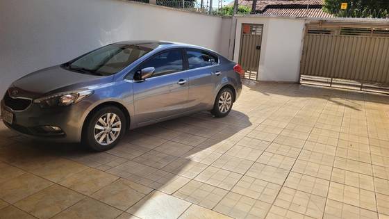 KIA CERATO 1.6 SX 16V FLEX 4P AUTOMÁTICO