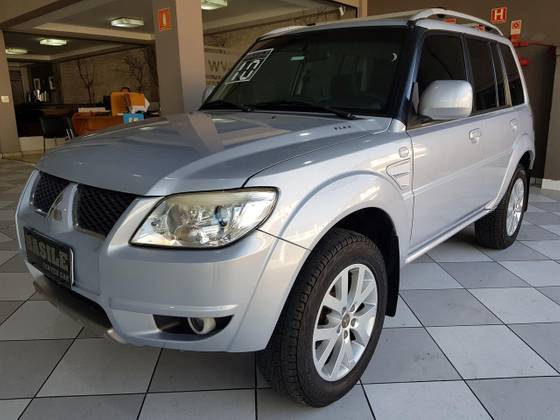 MITSUBISHI PAJERO TR4 2.0 4X4 16V 140CV FLEX 4P AUTOMÁTICO