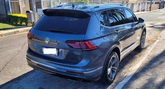 VOLKSWAGEN TIGUAN 2.0 350 TSI GASOLINA ALLSPACE R-LINE 4MOTION DSG